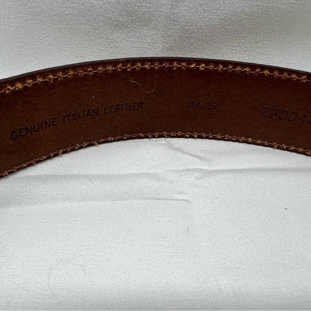 Jos A Bank brown leather belt, 34/85